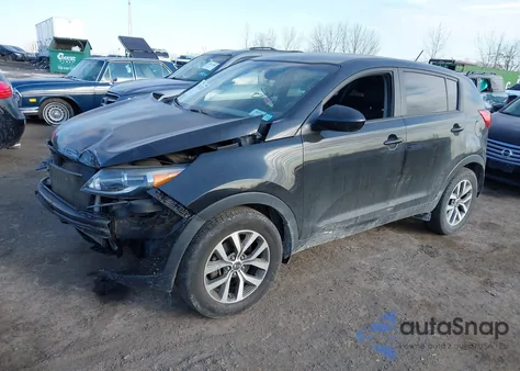 2015 Kia Sportage Lx z USA, uszkodzony, nr VIN KNDPB3ACXF7748080